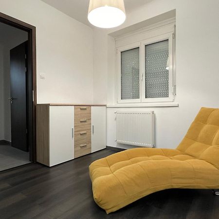 Pecsiapartmanok - K2 Apartman Extérieur photo